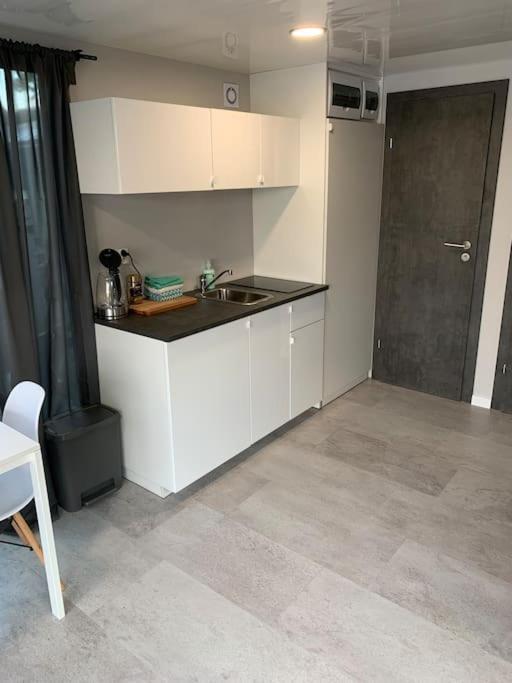 Апартаменти Unique New Houseboat Moored 4 Цвартслуіс Екстер'єр фото
